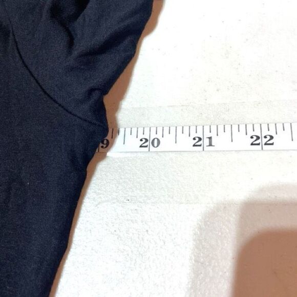 Pretty Little Thing Women's Brooklyn Printed Oversized T-Shirt Black Large NWT - Picture 5 of 9